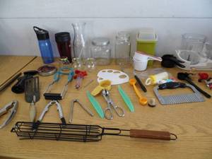 lot 11 image: Kitchen Misc