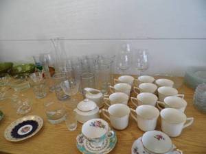 lot 26 image: Glassware