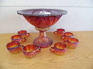 lot 28 image: Carnival Glass Punch Bowl Set
