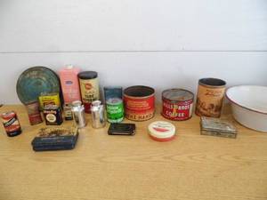 lot 33 image: Vintage Tins - Enamelware