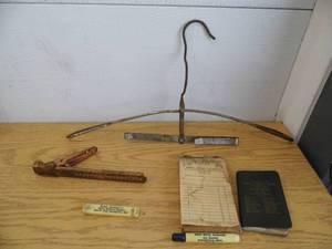lot 38 image: Advertising Items