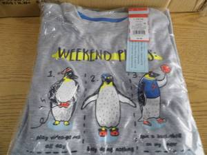 lot 86 image: Case of 12 Penguin Pajamas