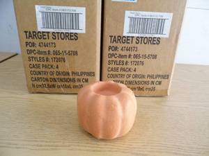 lot 87 image: 2 Cases - 4 Each Pumpkins