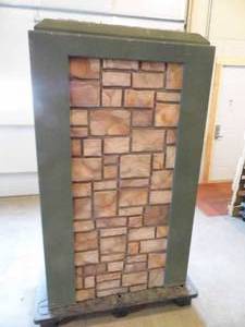 lot 90 image: Outdoor Sign Base