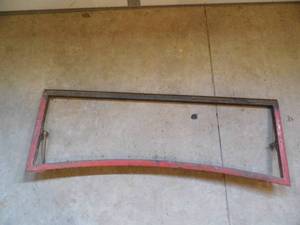 lot 108 image: Antique Window Frame