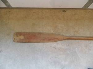 lot 114 image: Boat Oar