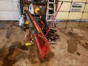 lot 122 image: Western Uni Mount Plow