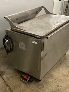 lot 10 image: Hatco TANK Degreaser  Soaker