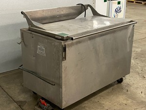 lot 12 image: Hatco TANK Degreaser  Soaker