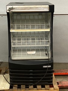 lot 27 image: BeverageAir Beverage Cooler