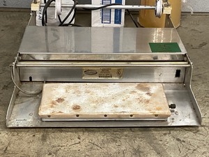 lot 35 image: Heat-Seal Countertop Wrapping Station
