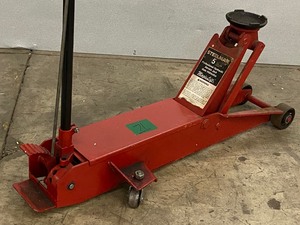 lot 71 image: Steelman 5-Ton Service Jack