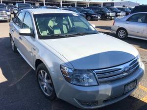 lot 19 image: 2008 Ford Taurus SEL