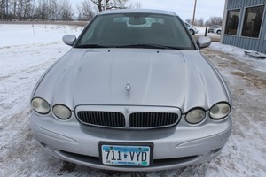 lot 4968 image: 2003 Jaguar X-Type Sport