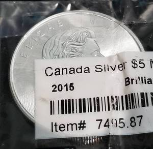 lot 32 image: 2015 CANADA MAPLE LEAF 1 TROY OZ .999 FINE SILVER