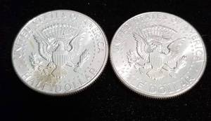 lot 50 image: 2 BU-UNC 1964 KENNEDY SILVER HALF DOLLARS