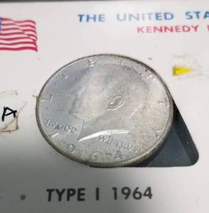 lot 09-A image: 4 KENNEDY HALF DOLLARS AS PICTURED 1964 1965 1973 1976