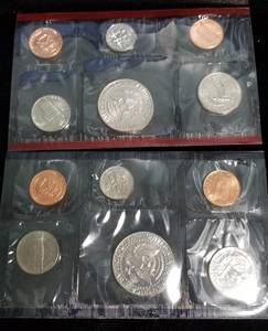 lot 26-A image: 1989 US MINT SET IN ORIGINAL PACKAGING