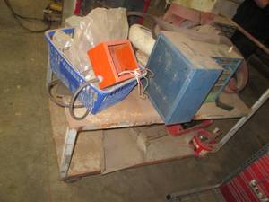 4 Wheel cart with organizers contai...