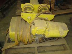 1 Ton Yale hoist...