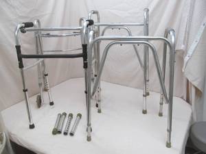lot 22 image: walkers