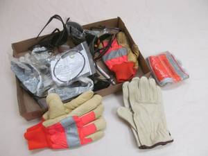 lot 62 image: gloves ,safety glasses
