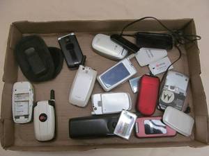 lot 63 image: flip phones