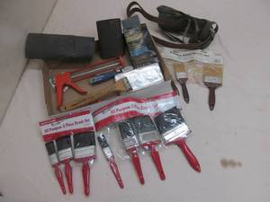 lot 121 image: paint supplies