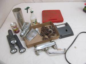 lot 125 image: shop supplies