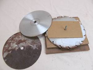 lot 127 image: saw blades
