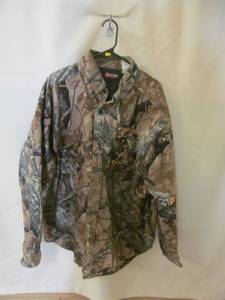 lot 165 image: insulated outfitter camo shirt