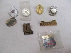 lot 188 image: lapel pins