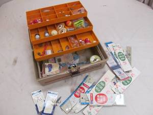 lot 195 image: tackle box
