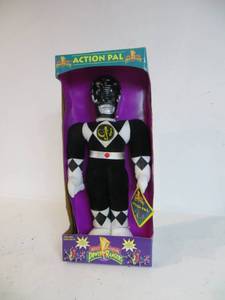 lot 6 image: VINTAGE 1993 Mighty Morphin Power Rangers Action Pal