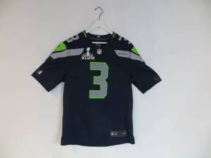 lot 32 image: Seattle Seahawks Russell Wilson (#3) Super Bowl XLVIII Jersey (size medium)