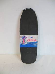 lot 39 image: VINTAGE 1984 Valterra Skateboard Deck