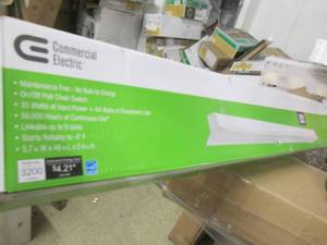 lot 3 image: CE 4 ft. 64-Watt Equivalent White I...