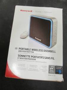 lot 311 image: Series 9 Wireless Portable Door Bel...