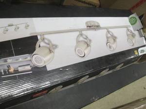 lot 27 image: 4 Light Samara Led Fixed Track open...