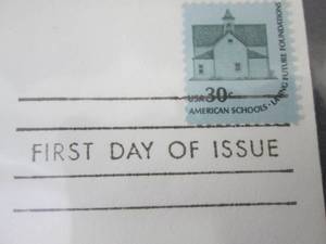 lot 385 image: First Day of Issue Collectable Stam...