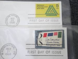 lot 438 image: 2 First Day of Issue Collectable St...