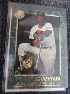 lot 154 image: 50 Tony Gwynn Cards...