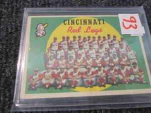 lot 193 image: 1958 Topps Cincinatti Reds Cards...