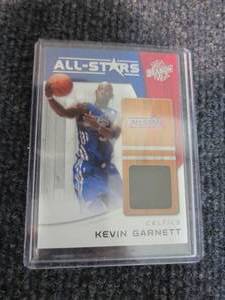 lot 219 image: 2011 Prizm Kevin Garnett Jersey Car...