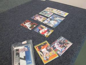 lot 225 image: 30 Baseball Stars Cards...