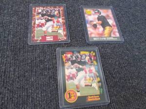 lot 234 image: 3 Brett Favre Rookie Cards...