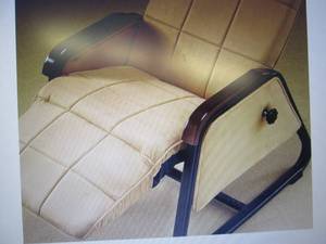 lot 236 image: Zero Gravity Chair open box Retail ...