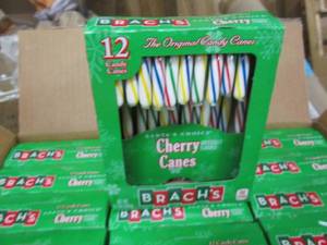 lot 257 image: Case of 36- 5.7 oz boxes Brachs Ch...