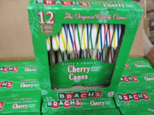lot 258 image: Case of 36- 5.7 oz boxes Brachs Ch...