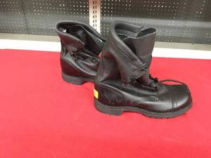 lot 271 image: Corcoran Quality Mens Size 9 Boots